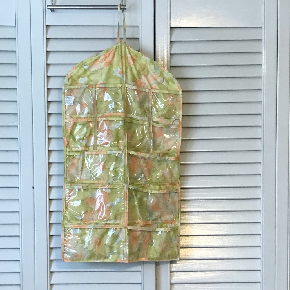 Hanging Jewelry Organizer in Green and Orange
